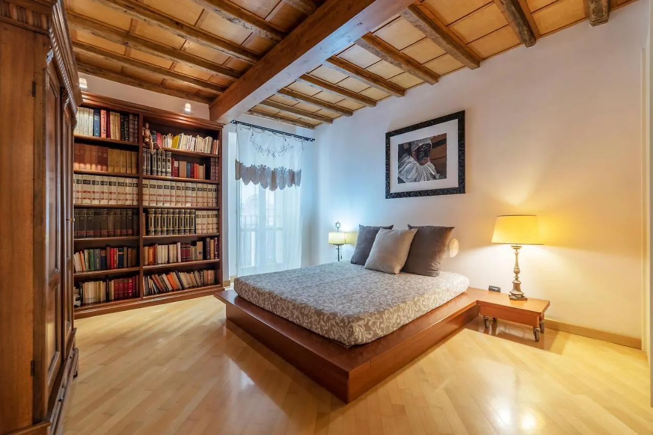 Pantheon View Apartment Rome
